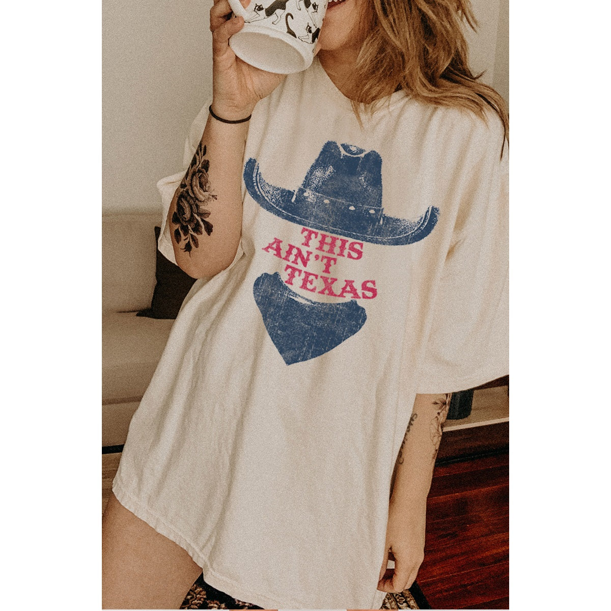 Illustrated Society this ain't texas graphic oversized tee