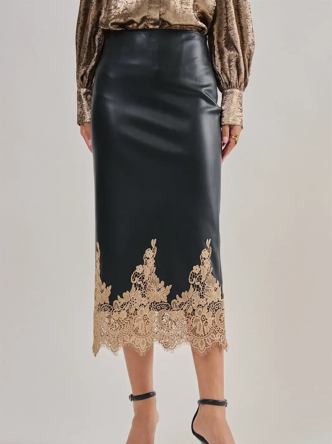 Urban Daizy faux leather midi skirt