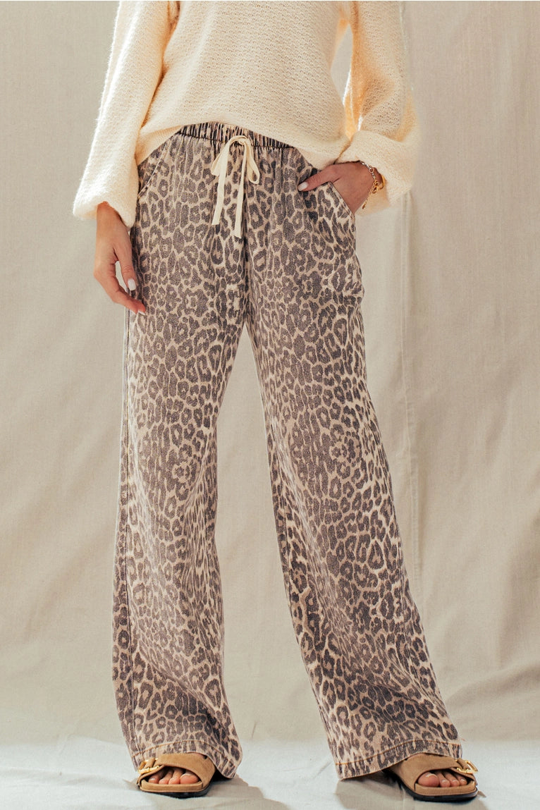 Urban Daizy leopard print drawstring pants