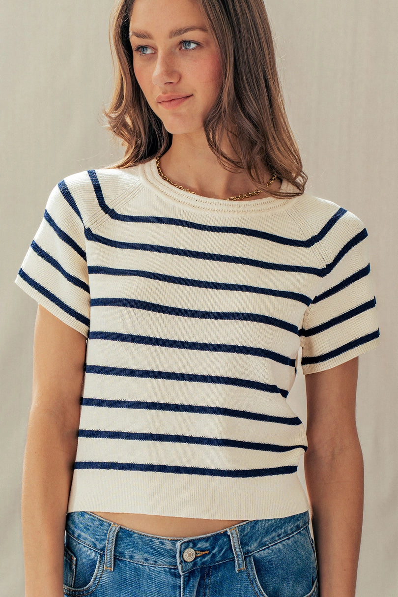 Urban Daizy classic striped knit top