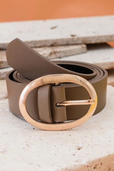 Josslyn classic oval buckle leather belt
