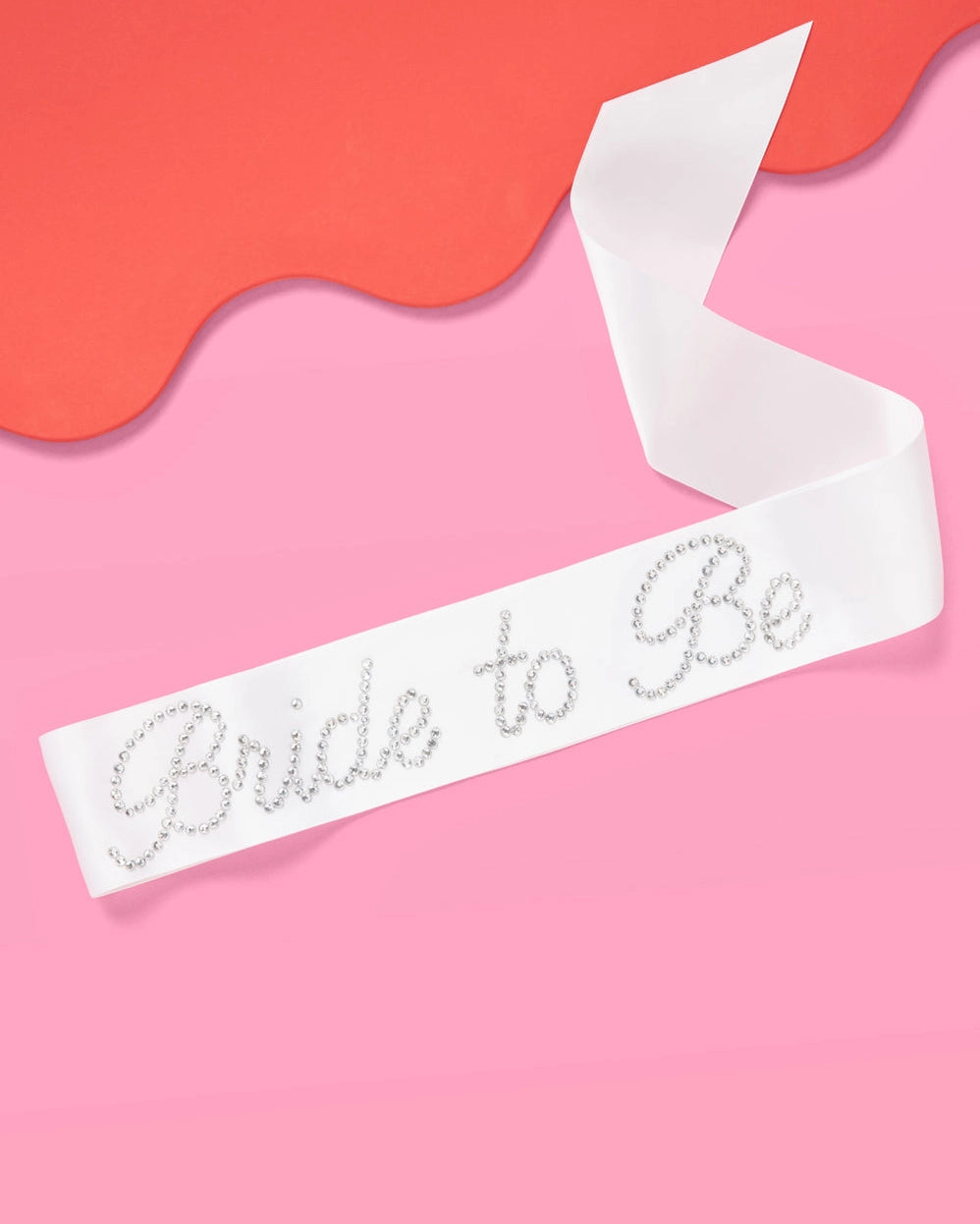 xo, Fetti bride sash