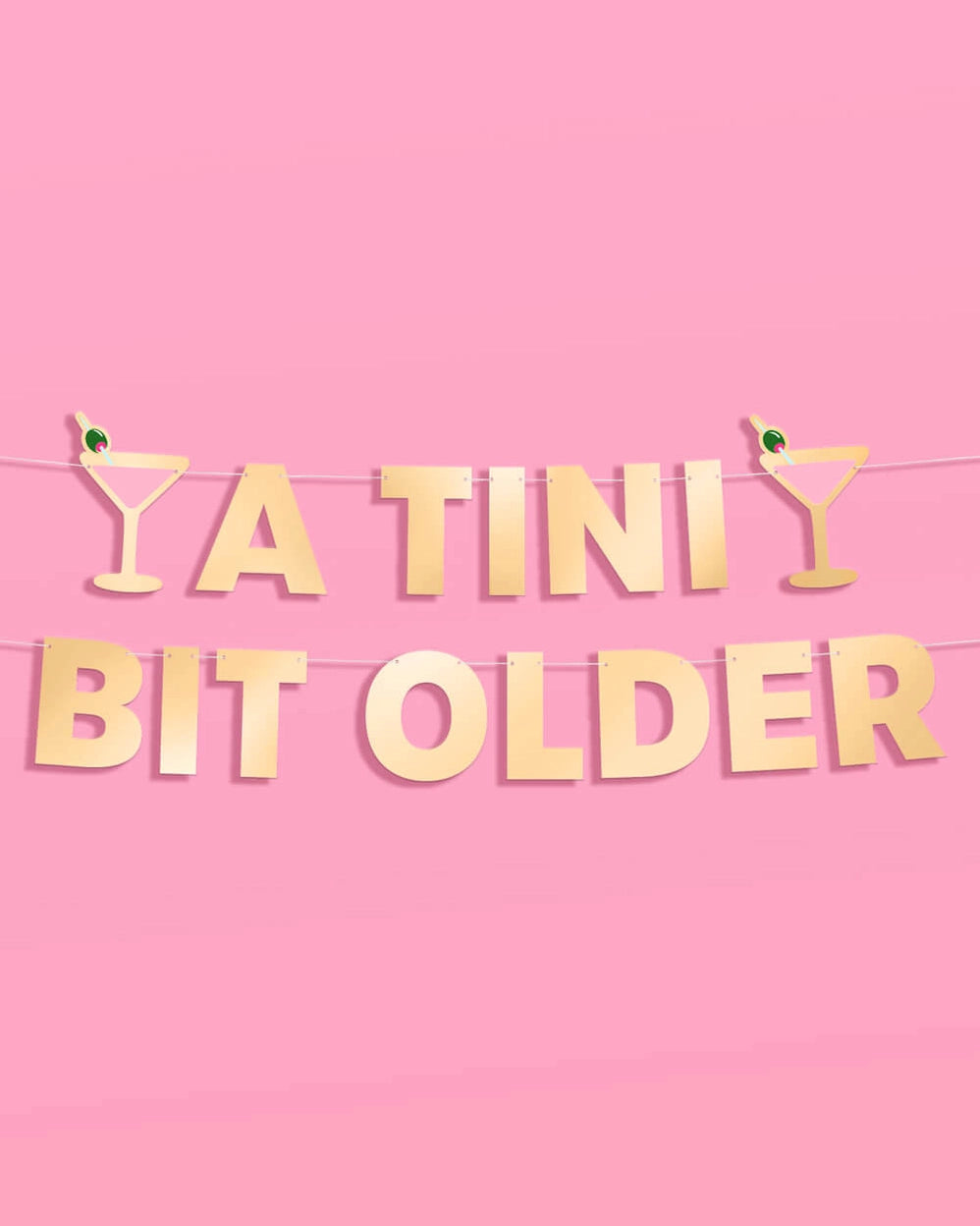 xo, Fetti a tini bit older banner