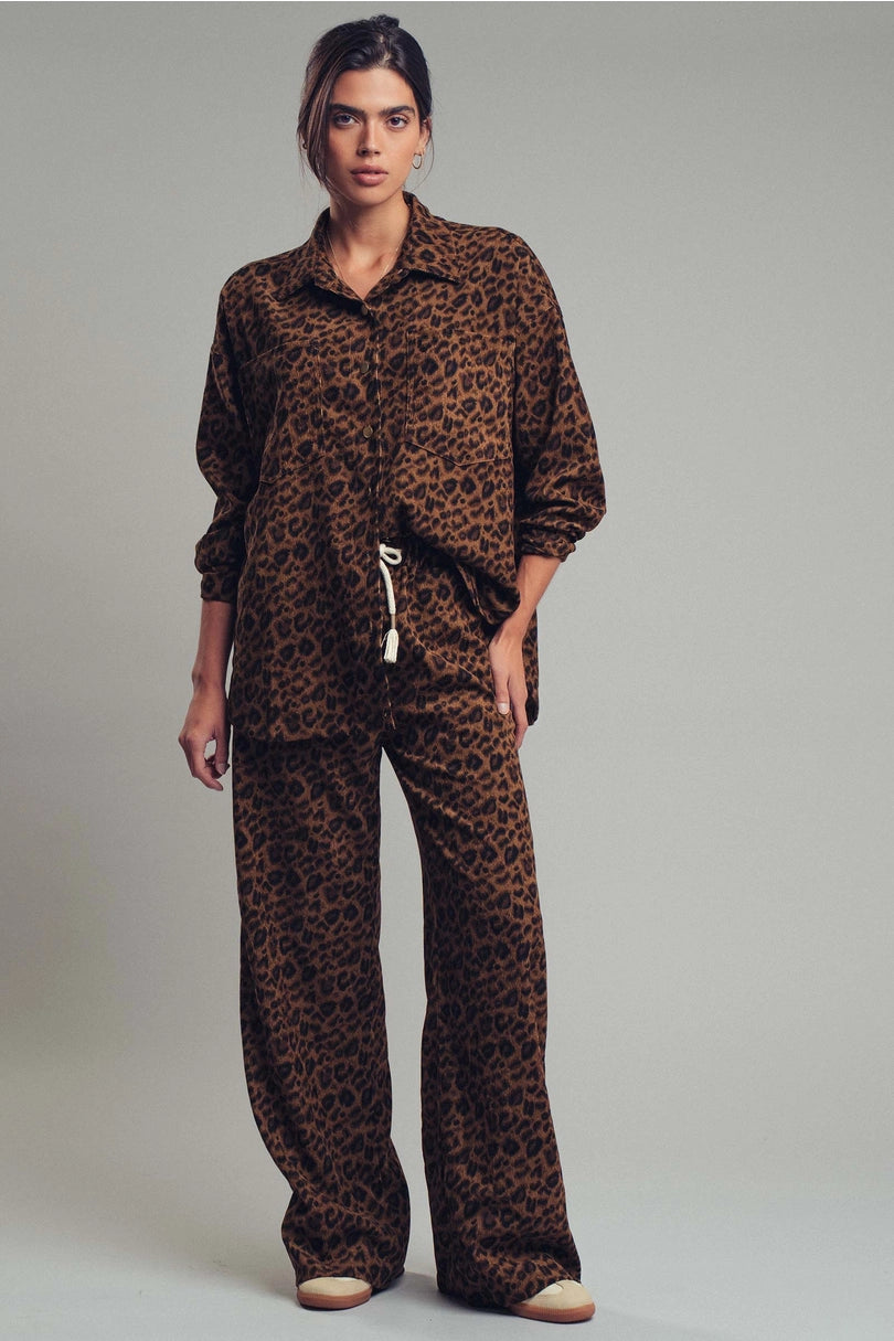 Urban Daizy leopard print lounge set